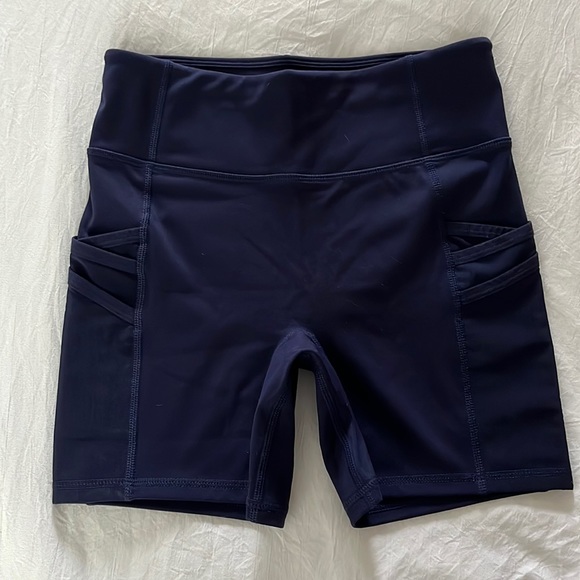 Fabletics Motion365 Biker Shorts - Picture 1 of 8